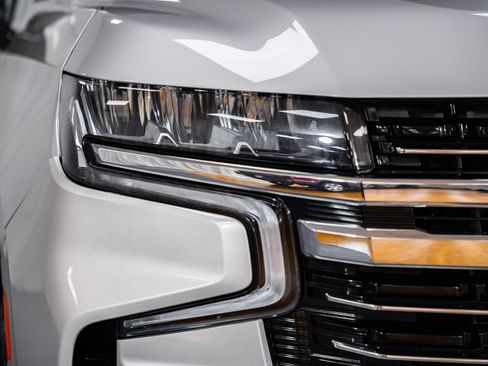 Used 2024 Chevrolet Tahoe LT w/ Luxury Package AWD/4WD image 14