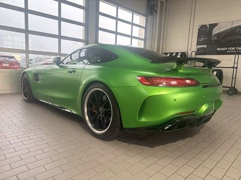 Used 2018 Mercedes-Benz AMG GT R image 4