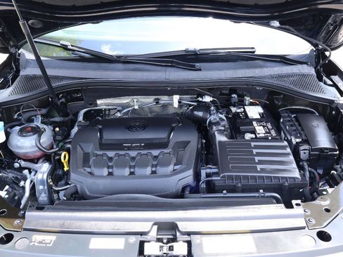 Used 2024 Volkswagen Tiguan Wolfsburg Edition AWD/4WD image 9