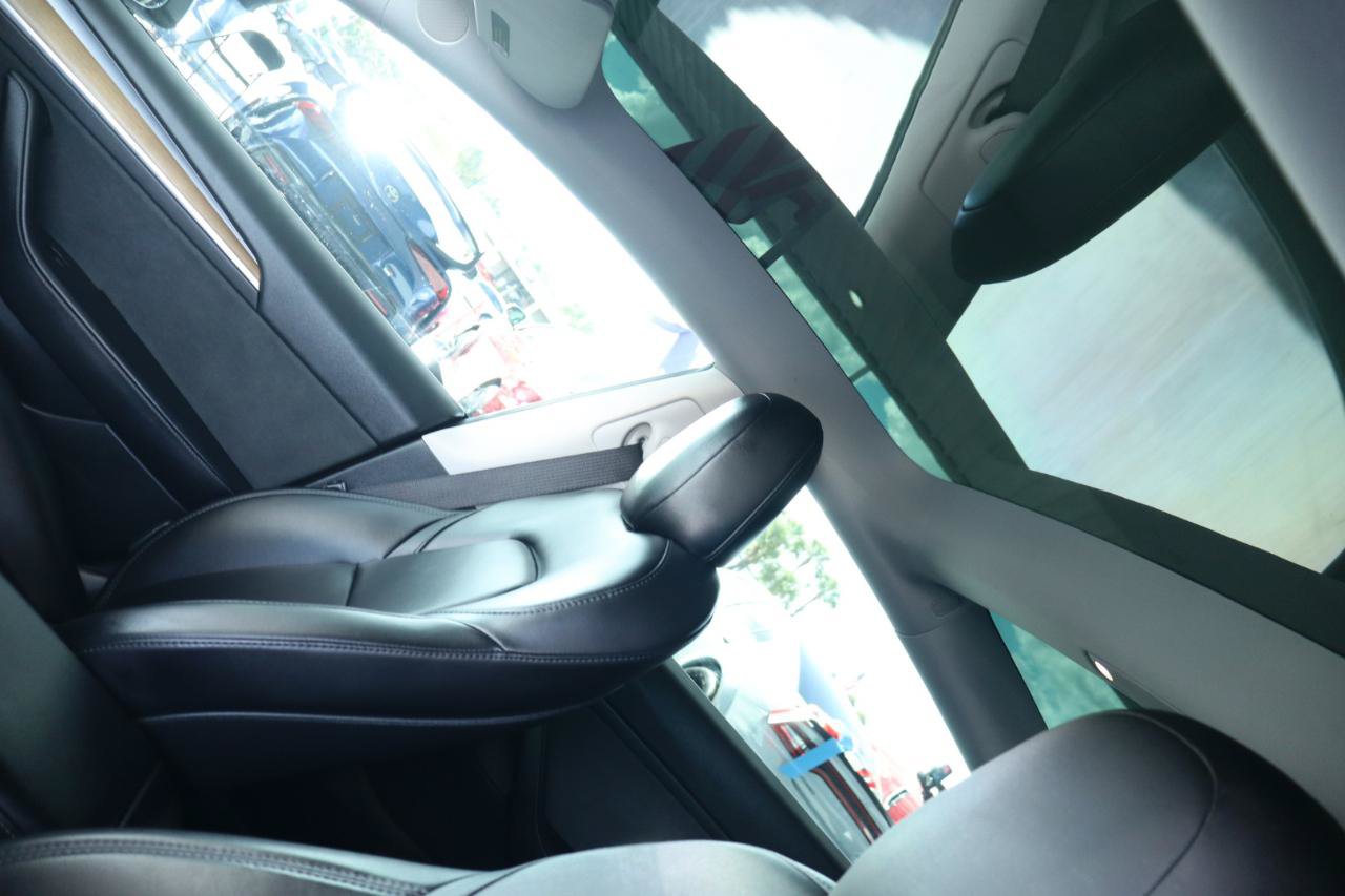 Used 2021 Tesla Model 3 Standard Range Plus RWD image 19