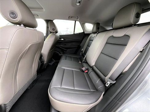 New 2026 Chevrolet Trax ACTIV w/ Sunroof Package image 13