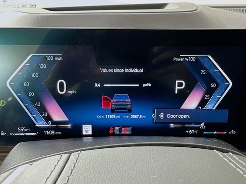 Used 2025 BMW X7 xDrive40i image 12