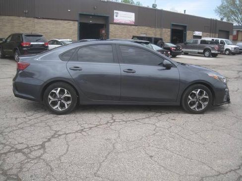 Used 2020 Kia Forte LXS FWD image 4