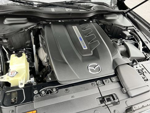 Used 2024 MAZDA CX-90 Plug-In Hybrid w/ Premium Pkg image 28