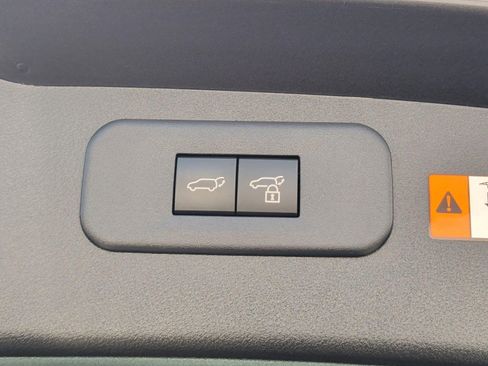 Used 2025 Lexus NX 250 FWD w/ Accessory Package (Z1) image 28