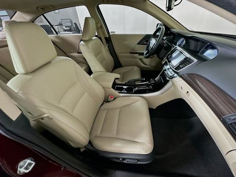 Used 2017 Honda Accord EX-L image 29