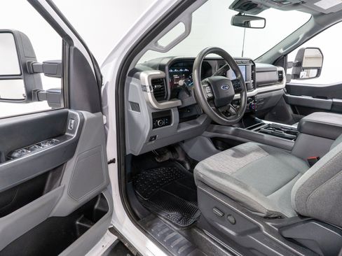 Used 2023 Ford F350 XLT w/ 360-Degree Camera Package AWD/4WD image 15