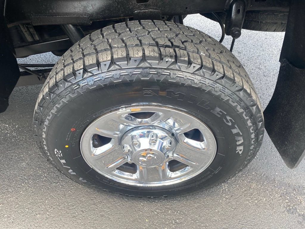 Used 2018 RAM 2500 Tradesman w/ Chrome Appearance Group AWD/4WD image 30