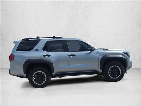 New 2025 Toyota 4Runner 4WD image 4
