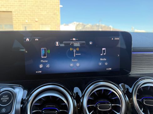 New 2026 Mercedes-Benz GLB 250 4MATIC image 12