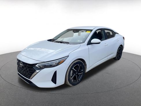 Used 2025 Nissan Sentra SV image 1