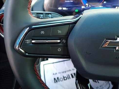 New 2025 Chevrolet Equinox EV RS image 16