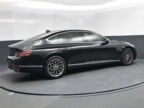 Used 2023 Genesis G80 2.5T w/ Advanced Package image 4