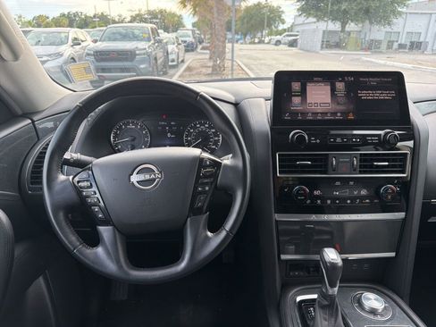 Used 2024 Nissan Armada SV AWD/4WD image 6