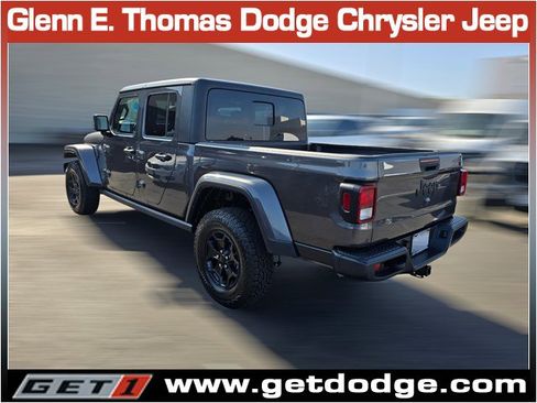 Certified 2021 Jeep Gladiator Willys image 7