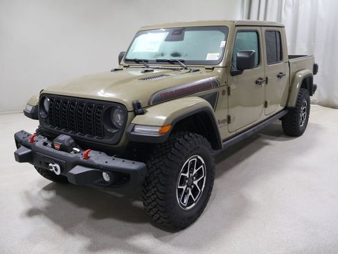 New 2026 Jeep Gladiator Rubicon AWD/4WD image 3