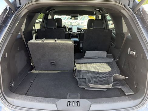 Certified 2021 Ford Explorer ST w/ Equipment Group 401A AWD/4WD image 33
