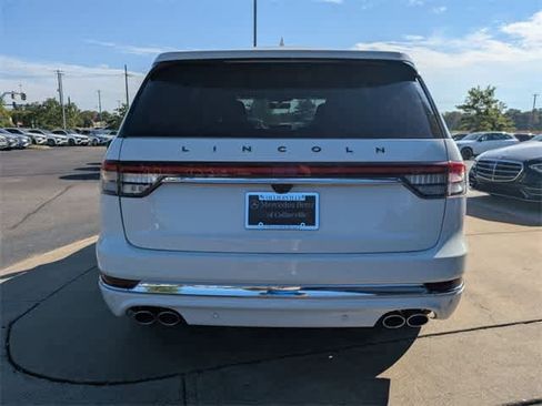 Used 2024 Lincoln Aviator Black Label w/ Dynamic Handling Package image 7