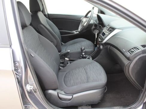 Used 2016 Hyundai Accent SE image 32