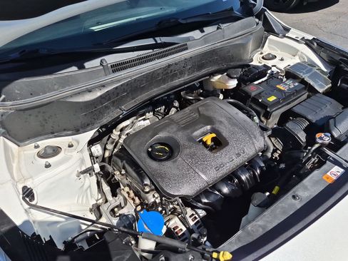 Used 2021 Kia Seltos S FWD image 31