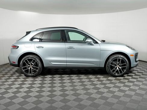 New 2026 Porsche Macan image 8