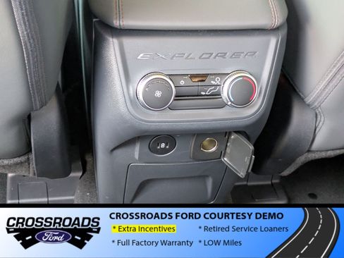 New 2026 Ford Explorer Active w/ Active Comfort Package AWD/4WD image 29
