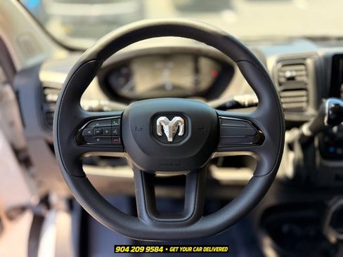 Used 2023 RAM ProMaster 2500 FWD image 14