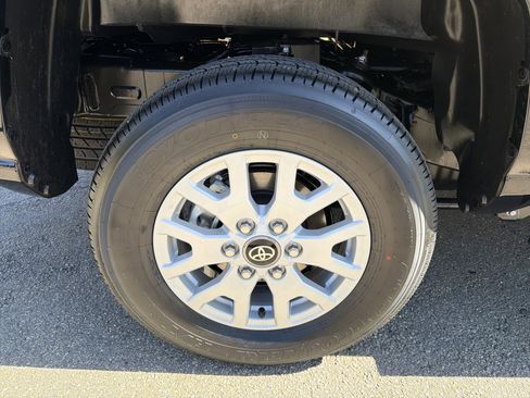 Used 2026 Toyota Tacoma SR5 image 17