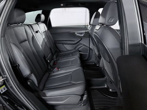Used 2022 Audi Q7 3.0T Premium Plus w/ Premium Plus Package image 27