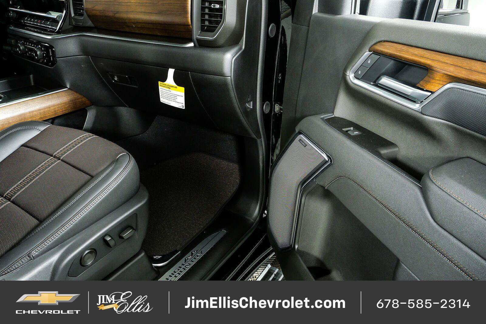 New 2026 Chevrolet Silverado 2500 High Country w/ Midnight Edition AWD/4WD image 26