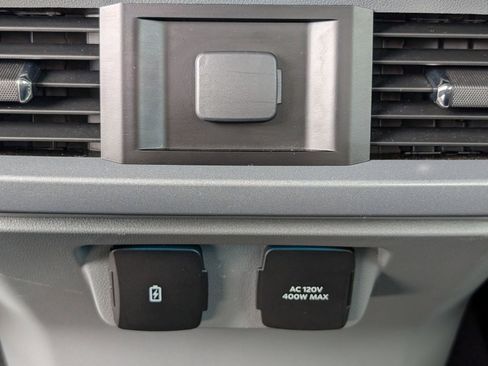 Used 2022 Ford F150 XLT w/ Equipment Group 302A High AWD/4WD image 32