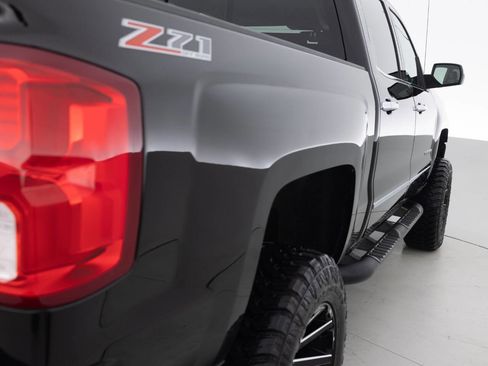 Used 2017 Chevrolet Silverado 1500 LTZ Z71 w/ LTZ Plus Package AWD/4WD image 14