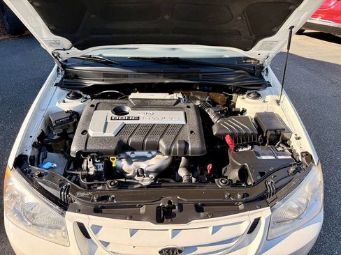 Used 2006 Kia Spectra EX image 28