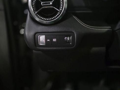 Used 2024 Chevrolet Blazer EV LT image 28