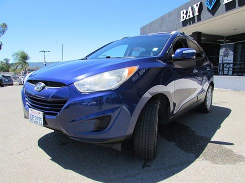 Used 2012 Hyundai Tucson GLS FWD image 3