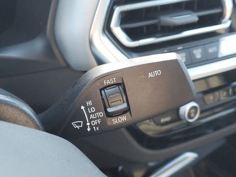 Certified 2023 BMW X4 xDrive30i w/ Premium Package image 16