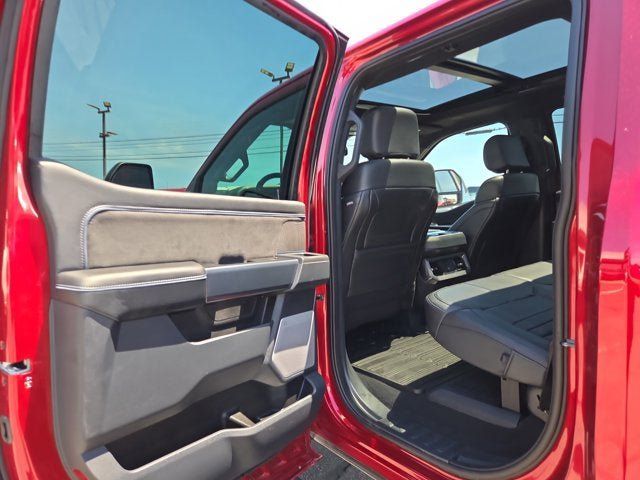 Used 2025 Ford F350 Platinum AWD/4WD image 13