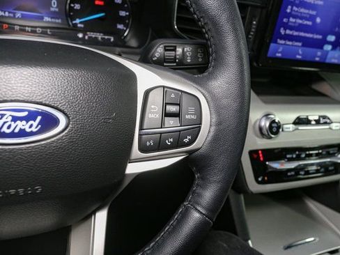 Used 2023 Ford Explorer XLT w/ Equipment Group 202A image 31