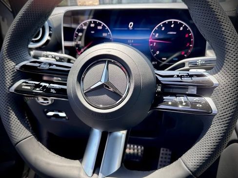 New 2026 Mercedes-Benz GLC 300 4MATIC image 19
