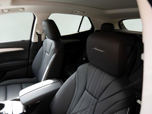 New 2026 Buick Envision Avenir image 10