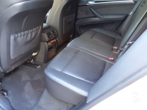 Used 2012 BMW X5 xDrive35d image 70