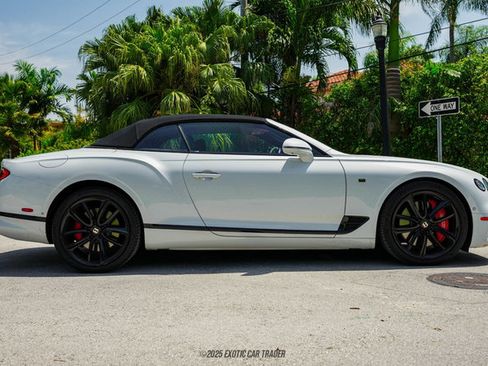 Used 2020 Bentley Continental GT V8 First Edition image 21