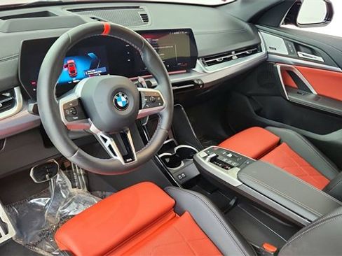 Used 2025 BMW X2 M35i image 19