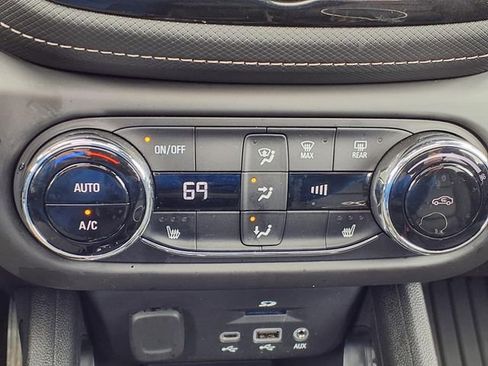 Used 2023 Chevrolet TrailBlazer ACTIV w/ Sun and Liftgate Package image 14