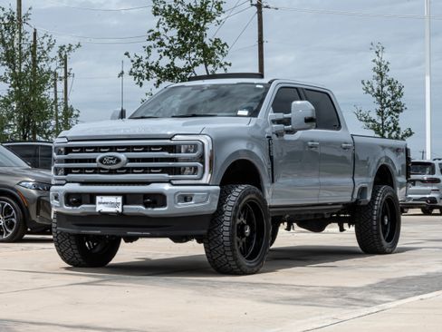 Used 2025 Ford F250 King Ranch w/ Chrome Package AWD/4WD image 5