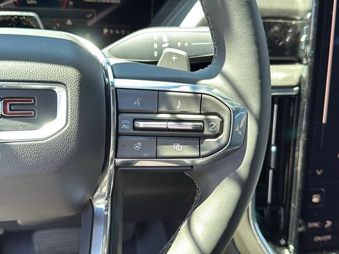 New 2026 GMC Yukon XL Elevation AWD/4WD image 11