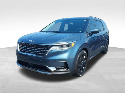 Certified 2024 Kia Carnival SX FWD image 4