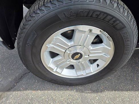 Used 2012 Chevrolet Avalanche LT w/ Suspension Package, Off-Road RWD image 12