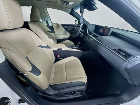 Used 2020 Lexus ES 350 Ultra Luxury w/ Accessory Package 2 FWD image 36