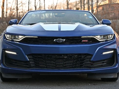 Used 2021 Chevrolet Camaro SS image 9